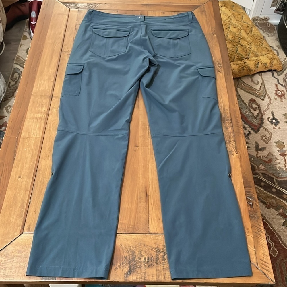 Kuhl NWOT Roll Up Cargo Pants Size 12 - Picture 6 of 13